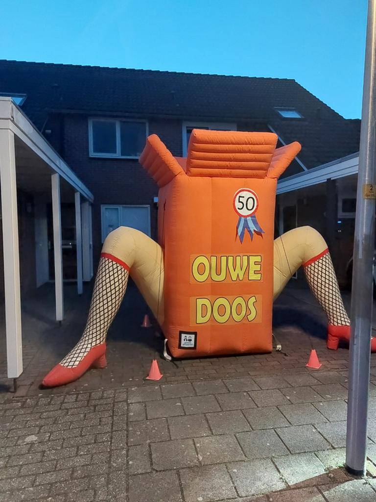 Sarah Ouwe Doos te huur - bezorg en opzetservice Twente, Ophalen of Verzenden, Zo goed als nieuw, Abraham of Sarah