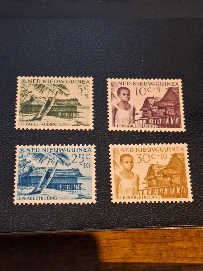 nederlands nieuw guinea postfris nrs 41 42 43 44, Ophalen of Verzenden, Postfris, Nieuw-Guinea
