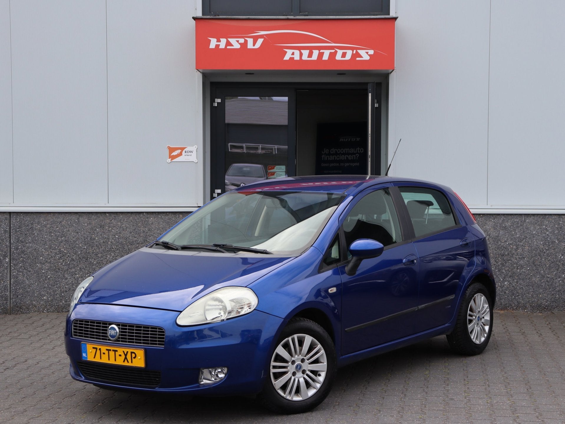 Fiat Grande Punto 1.4 Dynamic 4-deurs airco *apk 08-2027*, Voorwielaandrijving, 4 cilinders, Grande Punto, Origineel Nederlands