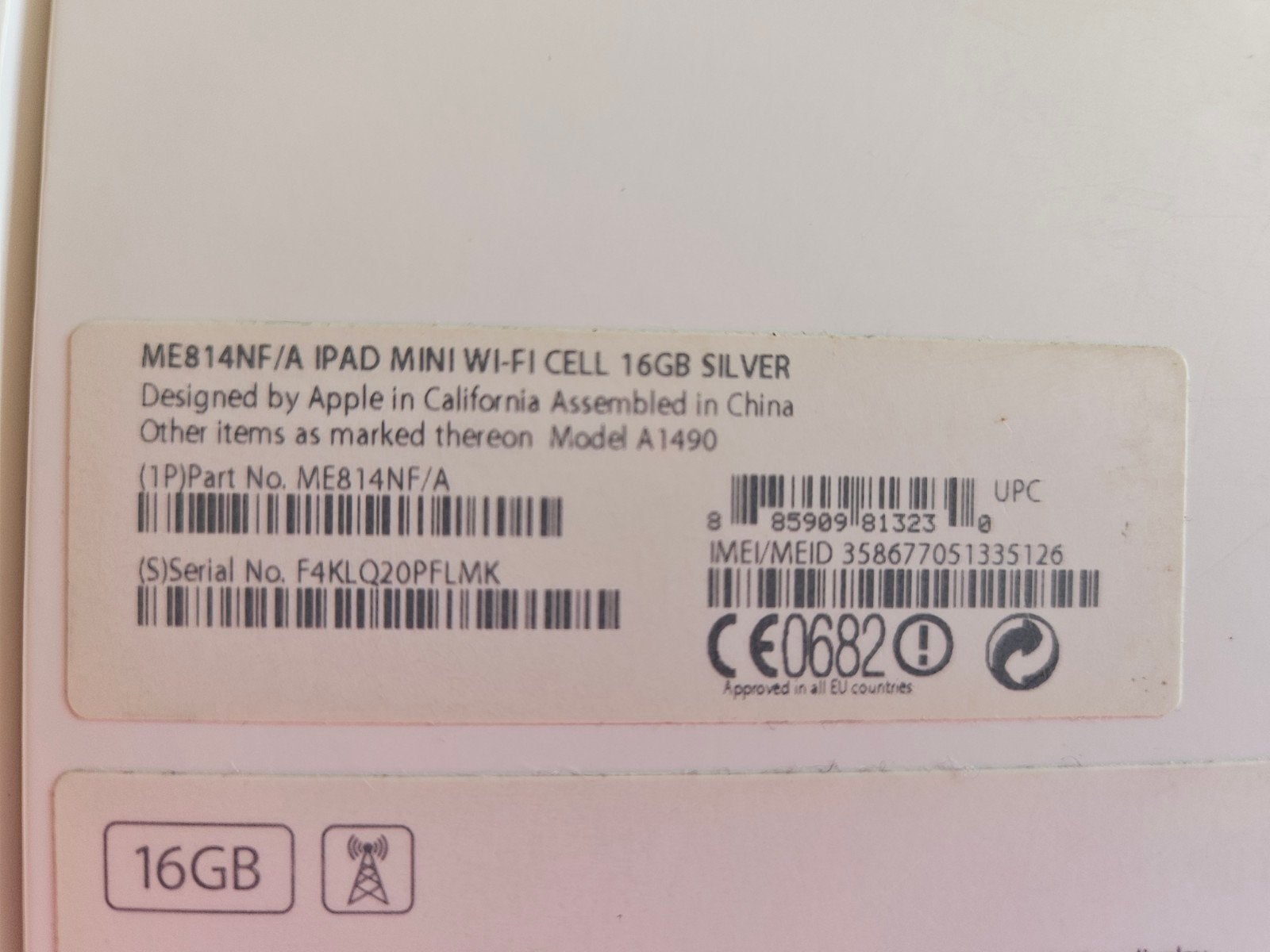 Apple ipad mini2 wifi/cell 16 Gb home- knop defect, scherm