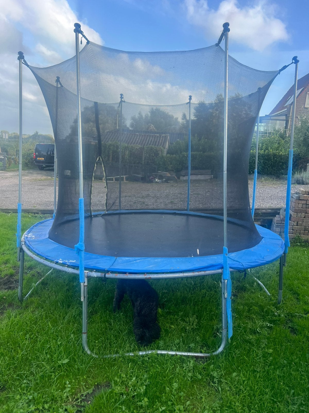 Gratis trampoline, Ophalen, Zo goed als nieuw