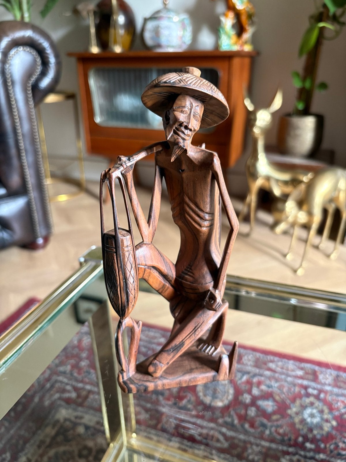 Vintage houten beeldje Balinesche boer, Hout, Ophalen of Verzenden, Overige herkomsten, 20 cm
