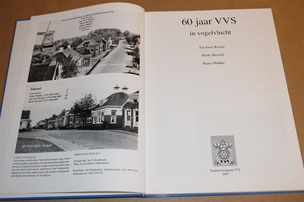60 Jaar V.V.S. in Vogelvlucht — Voetbal in Oostwold, Ophalen of Verzenden, Zo goed als nieuw, Watersport en Hengelsport
