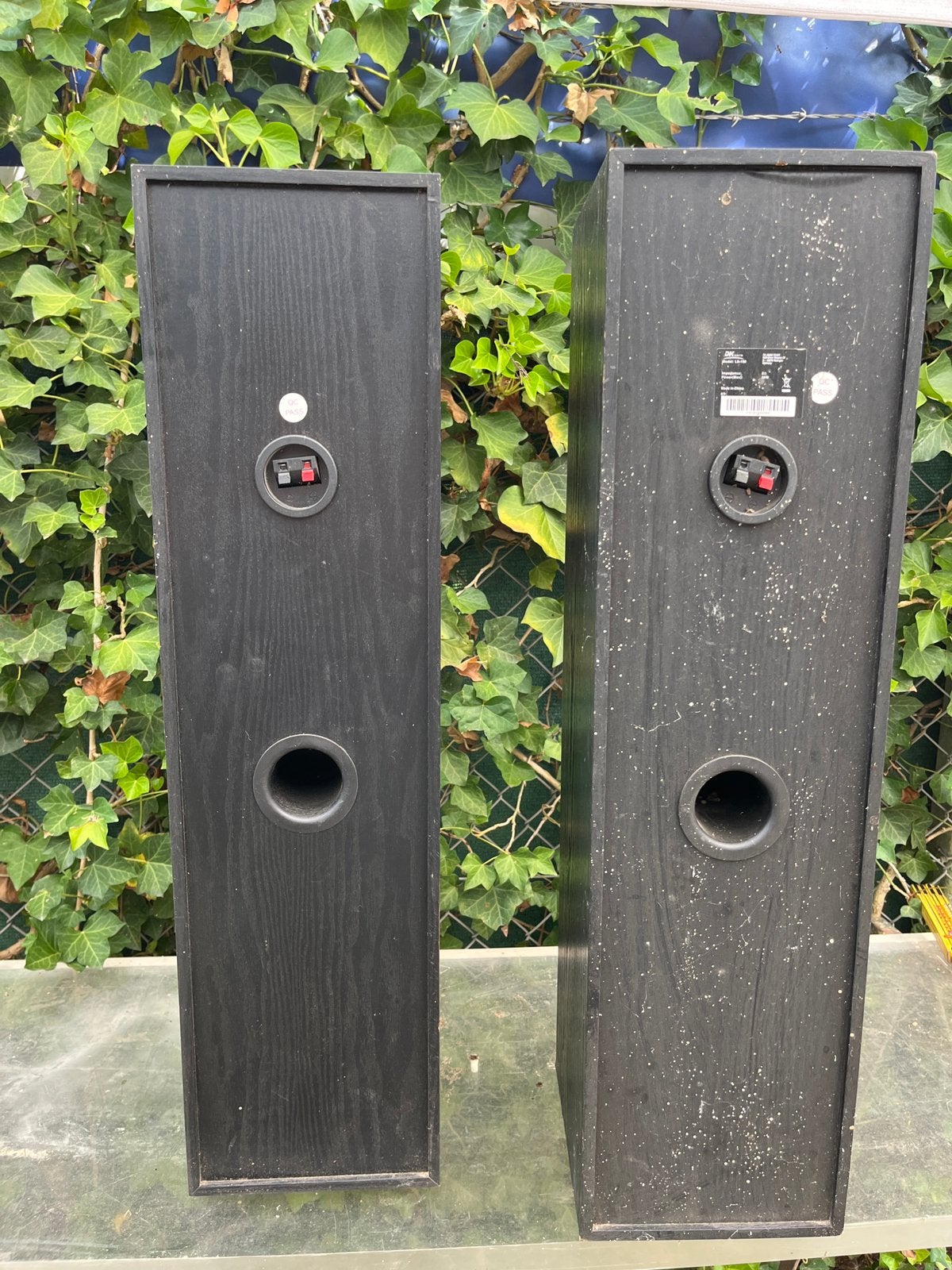 Zwarte oude houten functionerende  luidsprekerboxen, Audio, Tv en Foto, Luidsprekers, Vloerstaande luidspreker, Gebruikt, Minder dan 60 watt