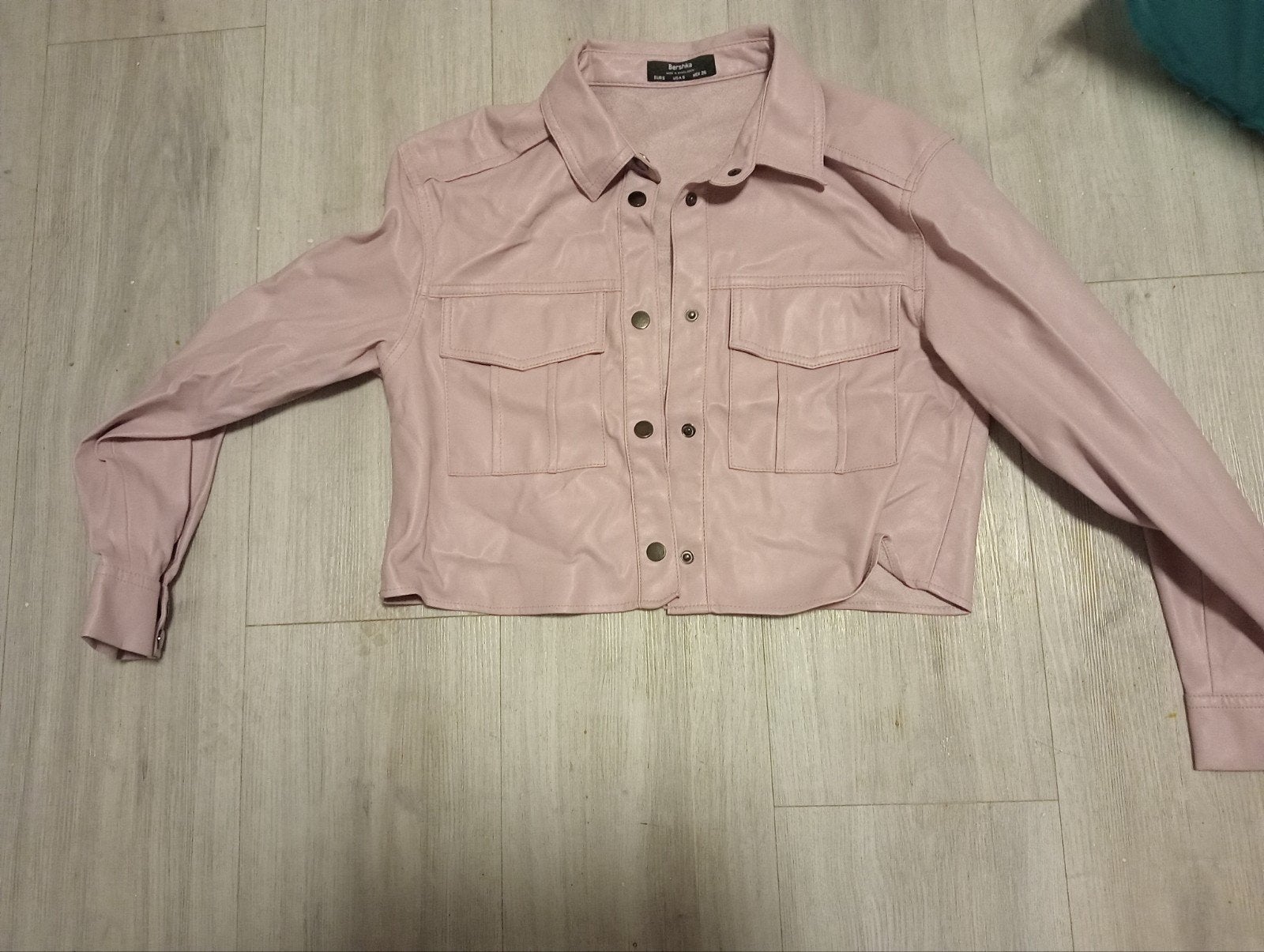 Bershka roze jasje en rokje set, Kleding | Dames, Rokken, Zo goed als nieuw, Maat 38/40 (M), Roze, Verzenden