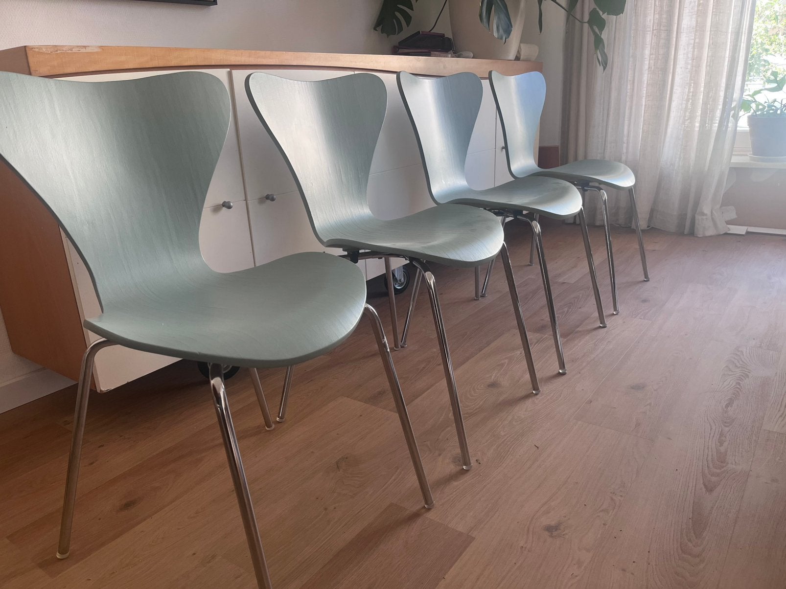 Vier vlinderstoelen, Huis en Inrichting, Stoelen, Ophalen, Gebruikt, Overige kleuren, Design