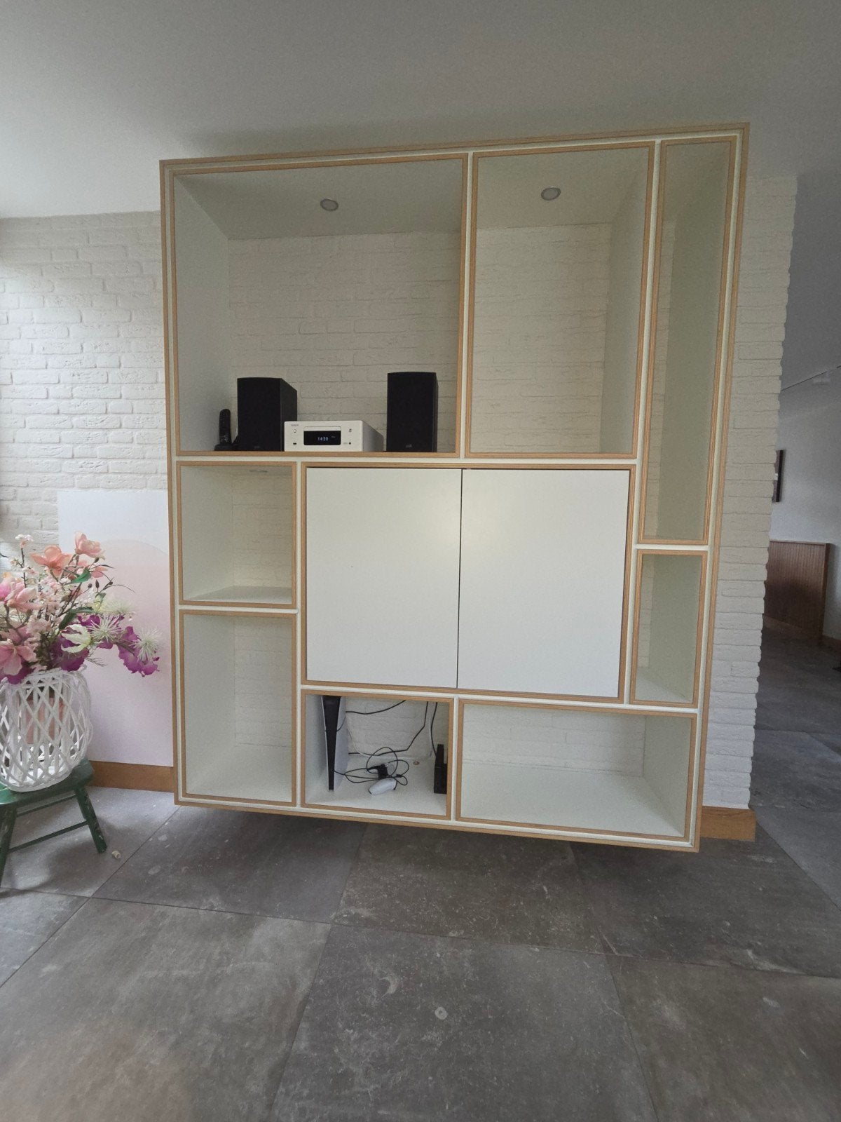 Maatwerk TV-kast van meubelmaker Koen Timmer, Ophalen, 25 tot 50 cm, 200 cm of meer, 200 cm of meer