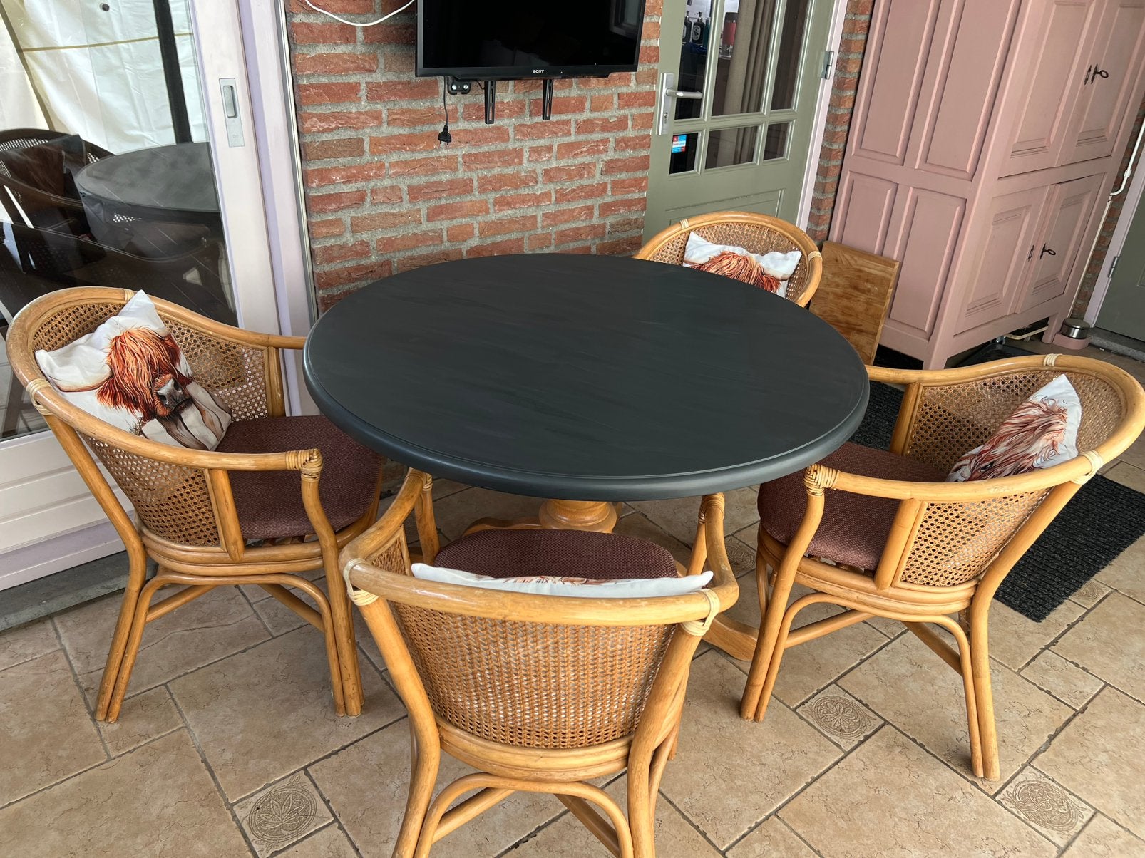 Robuuste ronde eiken eettafel Ø 120 cm + 4 stoelen, Ophalen, Vier personen, 100 tot 150 cm, 100 tot 150 cm