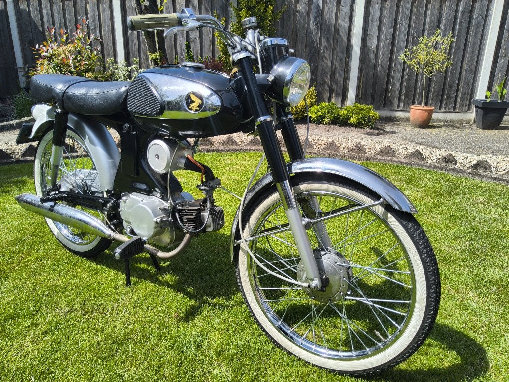honda c320A, Maximaal 45 km/u, 50 cc, 3 versnellingen, Ophalen