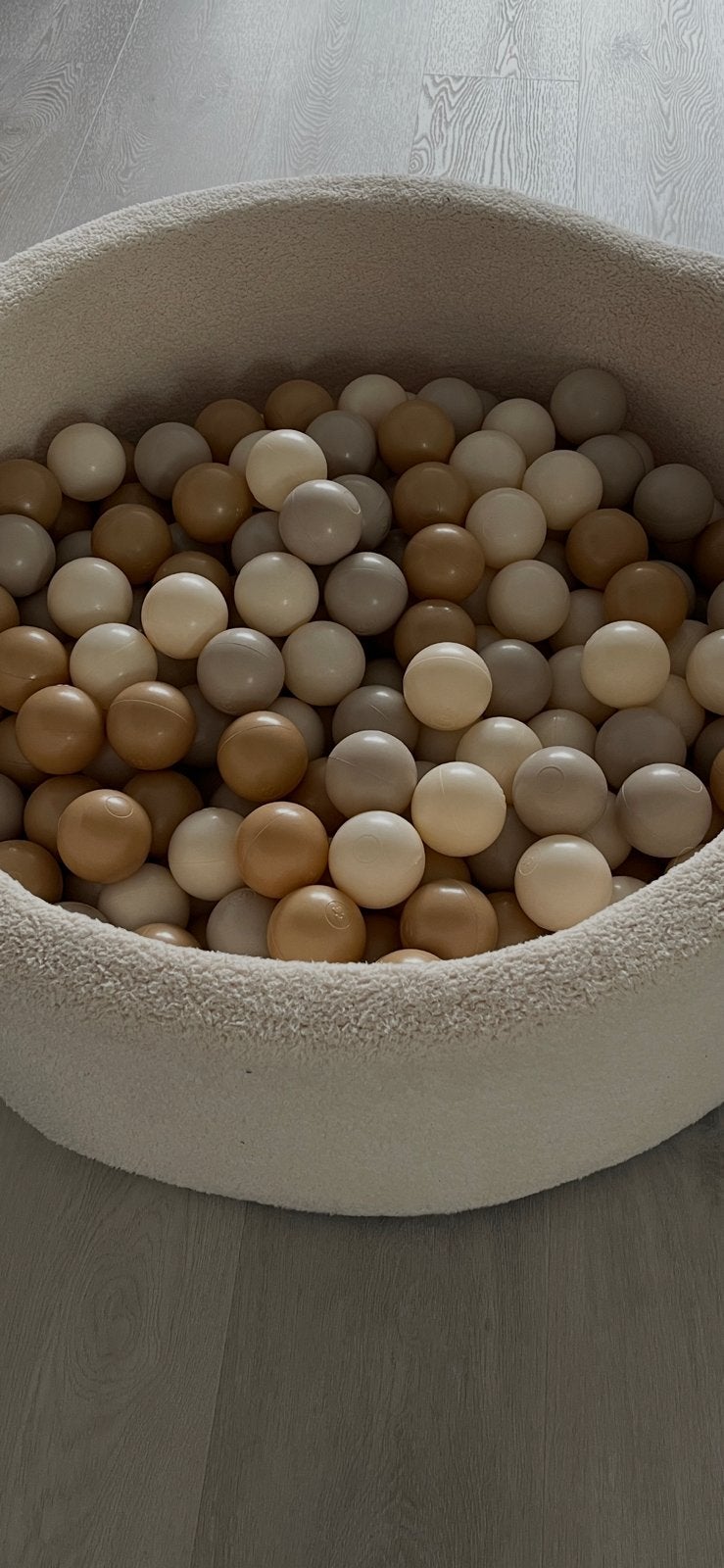 Ballenbak van teddystof met ruim 200 ballen, Ophalen, Zo goed als nieuw, Overige typen