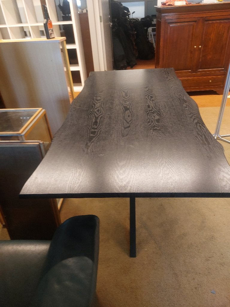 zwarte eettafel met stalen poot ( 501055), Ophalen, 200 cm of meer, 50 tot 100 cm, Zo goed als nieuw
