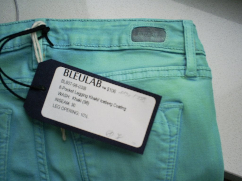 NIEUW __ BLEULAB wax broek mt. 26 __ waarde 265,00, Nieuw, Bleulab, W27 (confectie 34) of kleiner, Verzenden