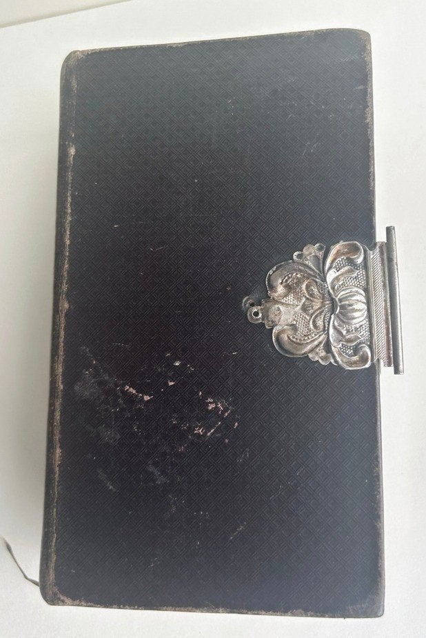 Antieke Bijbel 1836 + Gekeurd Zilveren Bijbelslot, Ophalen of Verzenden