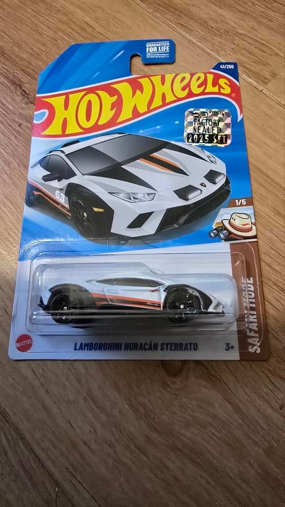 Hot Wheels Lamborghini Huracán Sterrato Safari Mode, Overige merken, 1:50 of kleiner, Auto, Nieuw