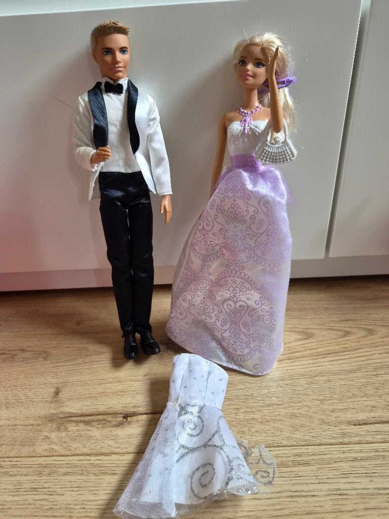 Barbie Feestelijk met Auto, Ophalen of Verzenden, Gebruikt, Barbie