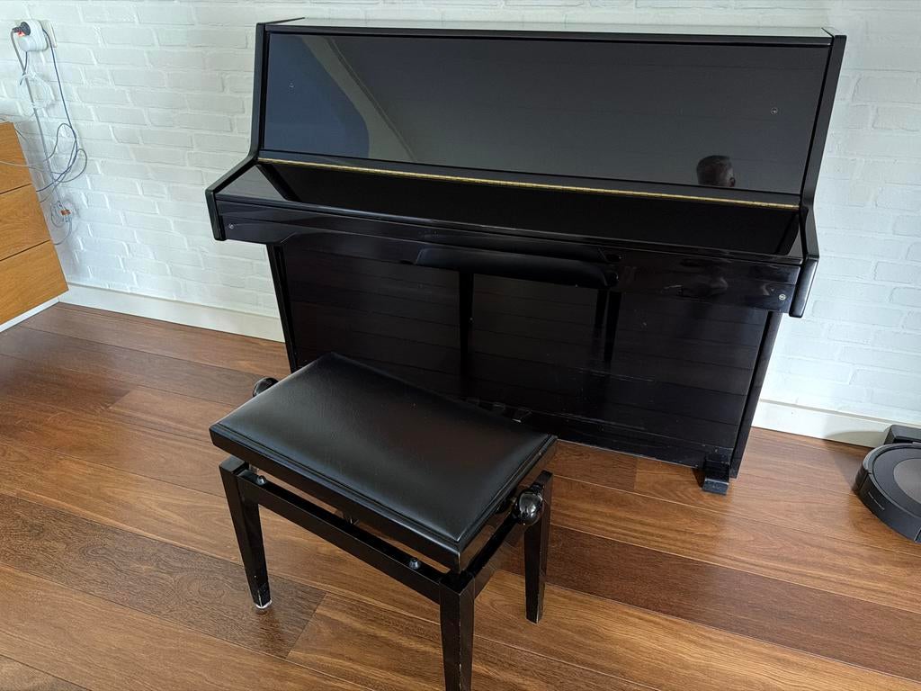 Young Chang Piano - Zwart Hoogglans met Kruk, Ophalen, Zwart, Zo goed als nieuw, Piano