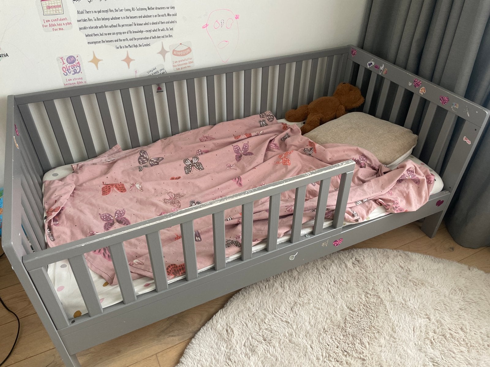Peuterbed - Gebruikt, maar nog goed voor een volgende ronde!, Ophalen, Gebruikt, 140 tot 160 cm, 70 tot 85 cm