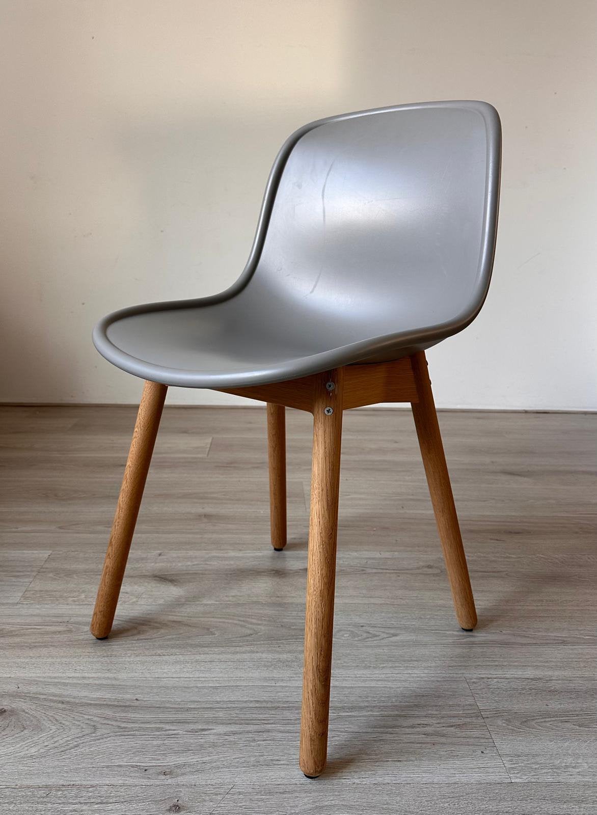 2 HAY Neu grijze design eetkamerstoelen, Gebruikt, Twee, Grijs, Ophalen