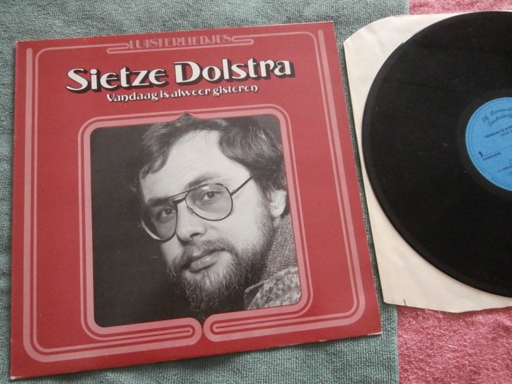 LP - Sietze Dolstra - Vandaag Is Alweer Gisteren., Cd's en Dvd's, Vinyl | Nederlandstalig, Ophalen of Verzenden, Zo goed als nieuw