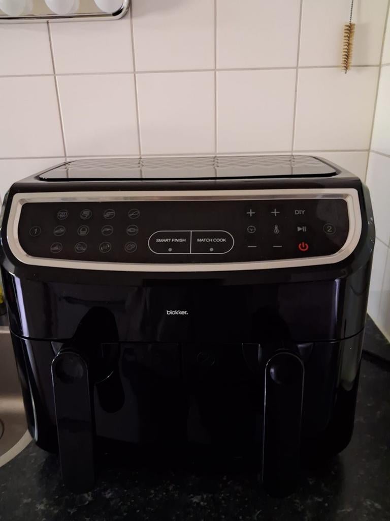 Blokker Airfryer met 2 bakken - Gebruikt, perfect werkend, Ophalen of Verzenden, Gebruikt, Airfryer