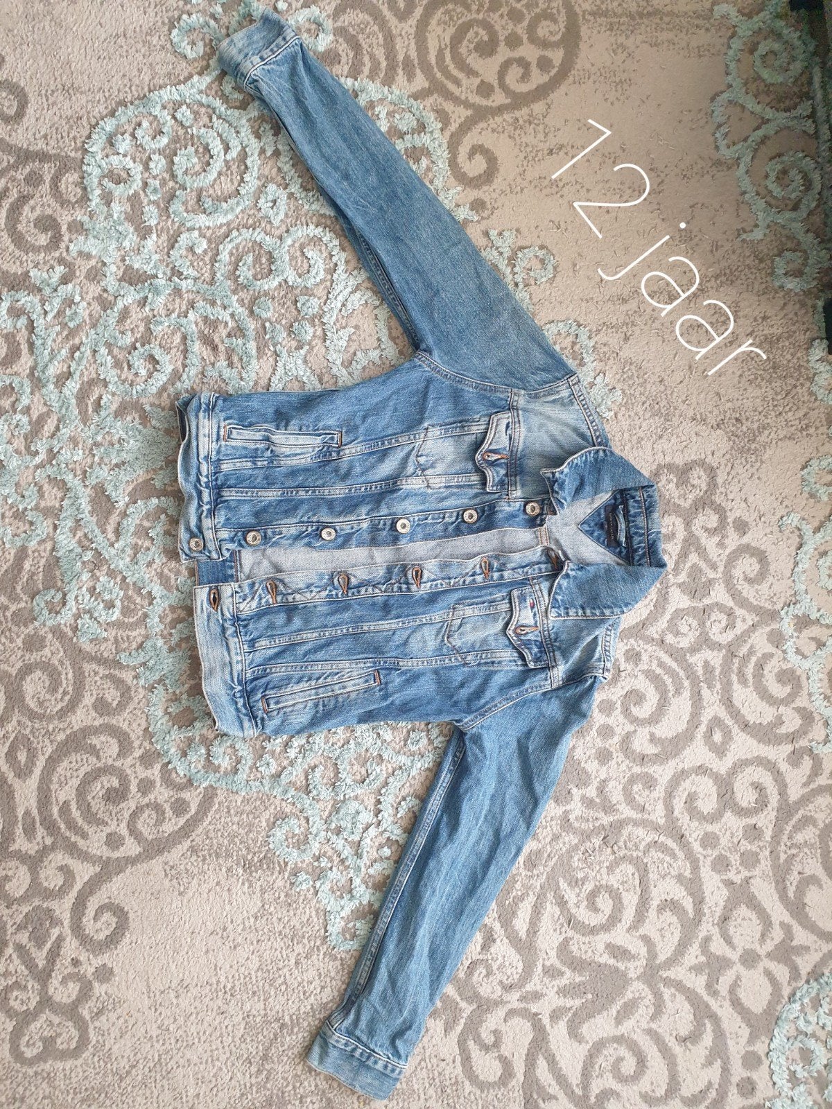 Als Nieuw unisex spijkerjack Tommy Hilfiger - 12 jaar 152 💫, Kinderen en Baby's, Kinderkleding | Maat 152, Jongen of Meisje, Nieuw