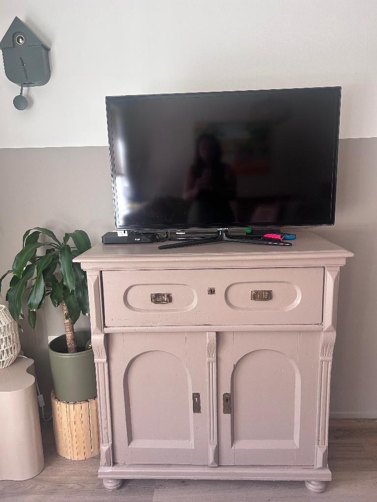 (Tv)kast, Ophalen, Gebruikt, 100 tot 150 cm, Minder dan 100 cm
