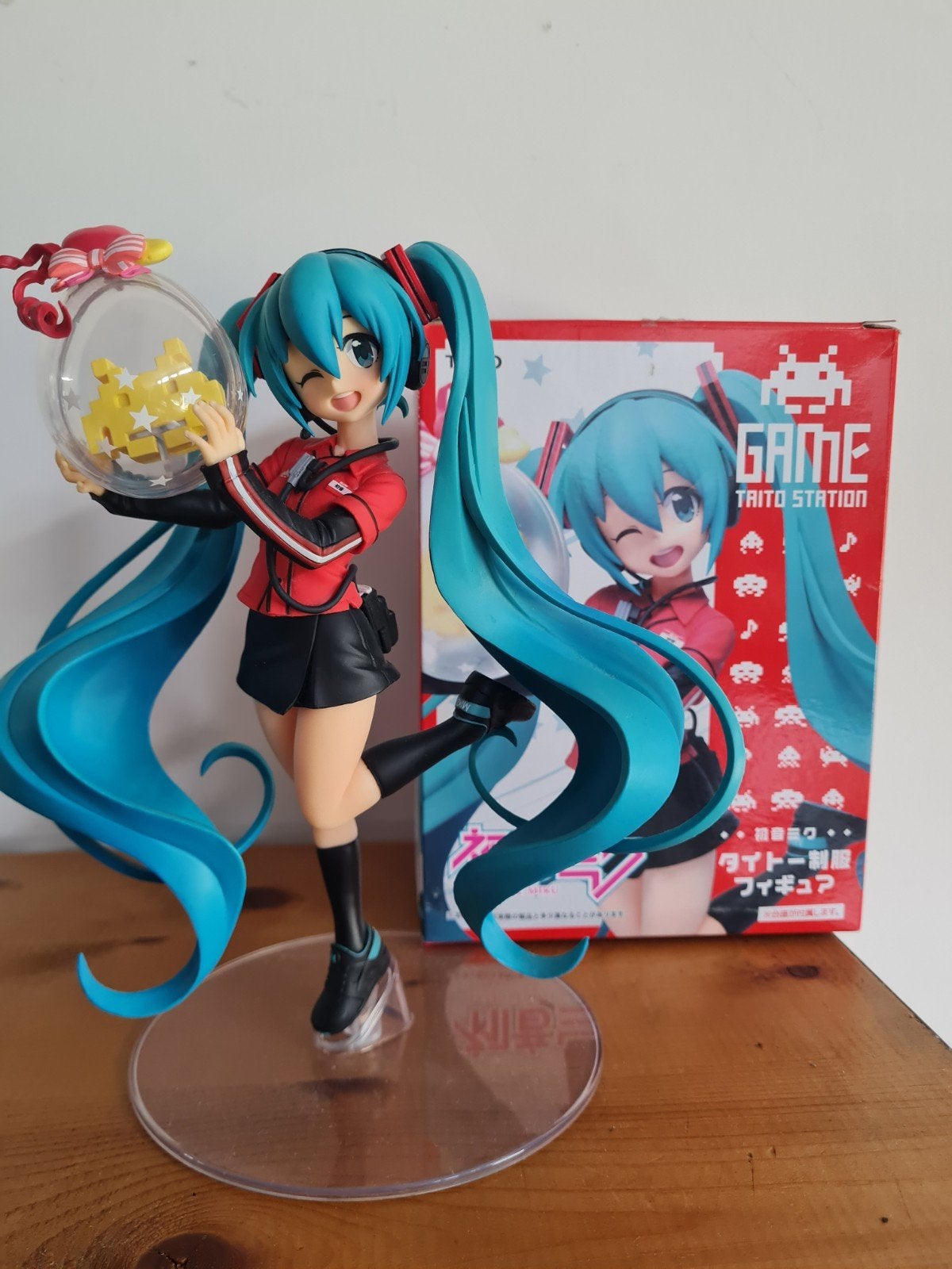 Hatsune Miku taito station figure, Verzamelen, Poppetjes en Figuurtjes, Ophalen, Zo goed als nieuw