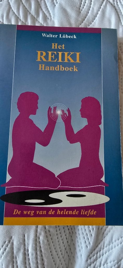 reiki boek cursus, Ophalen of Verzenden, Zo goed als nieuw, Overige onderwerpen, Instructieboek