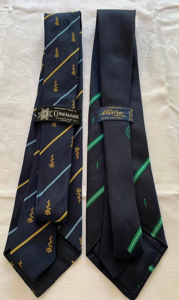 2 vintage blauwe crest stropdassen met esculaap teken, Ophalen of Verzenden, Zo goed als nieuw, Blauw