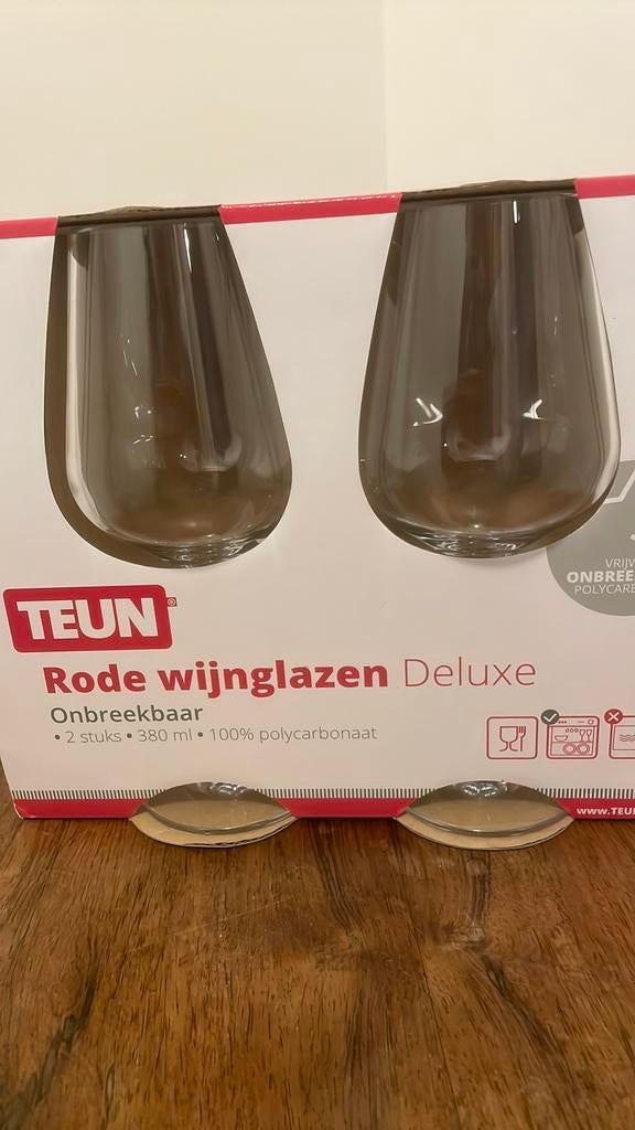Rode wijnglazen onbreekbaar Teun nieuw, Caravans en Kamperen, Kampeeraccessoires, Ophalen of Verzenden, Nieuw