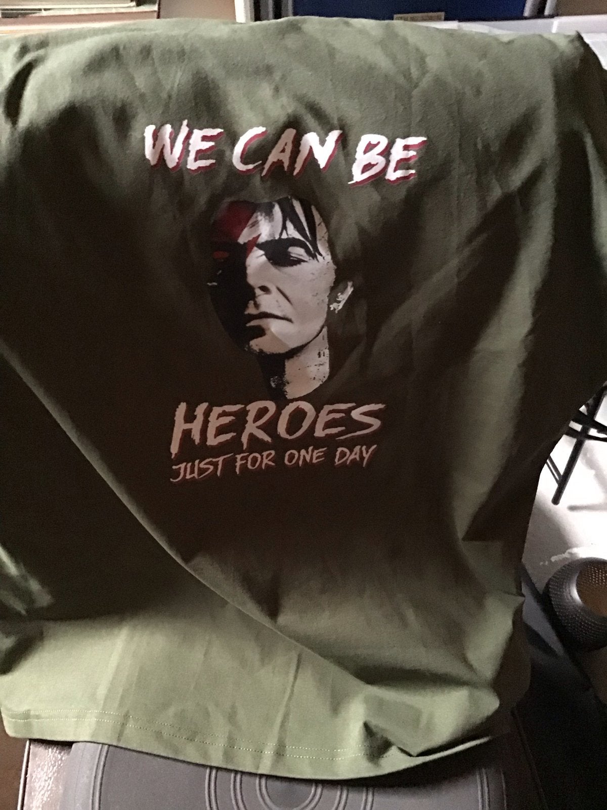 David Bowie T-shirt - Heroes - Maat L, Maat 42/44 (L), Ophalen of Verzenden, Zo goed als nieuw, Korte mouw