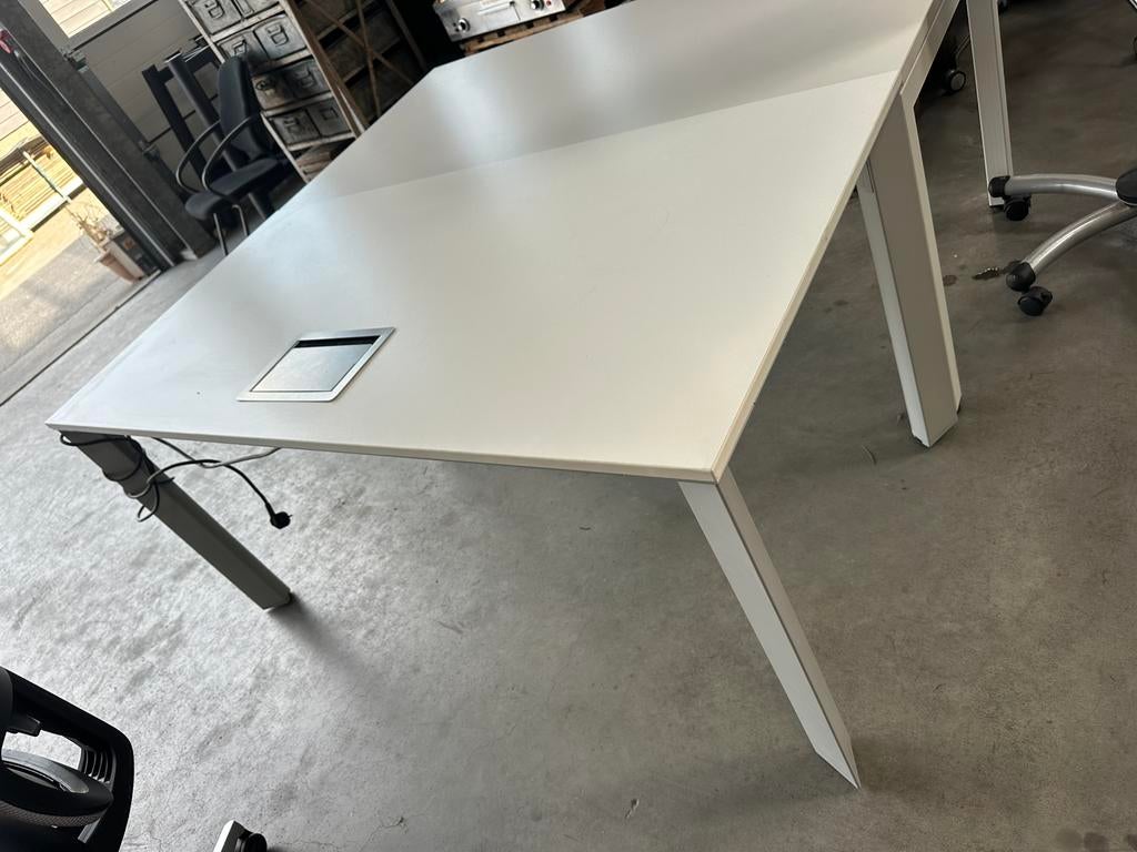 Bureau’s senator (meerdere aanwezig), Huis en Inrichting, Ophalen, Gebruikt, Q, 180 cm