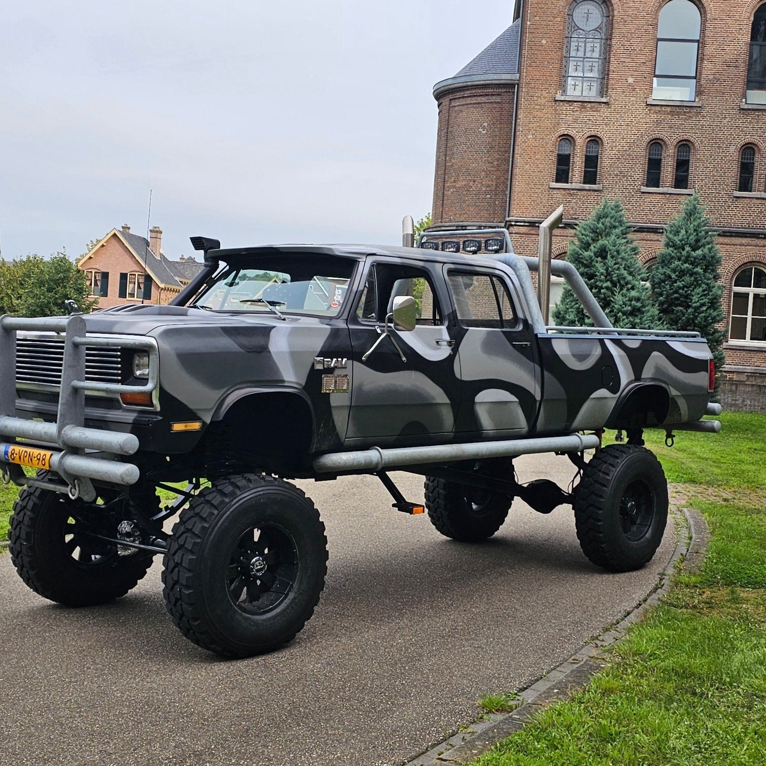 Dodge D350 cruwcab belastingvrij nieuwe apk, Auto's, Automaat, Achterwielaandrijving, Particulier, SUV of Terreinwagen