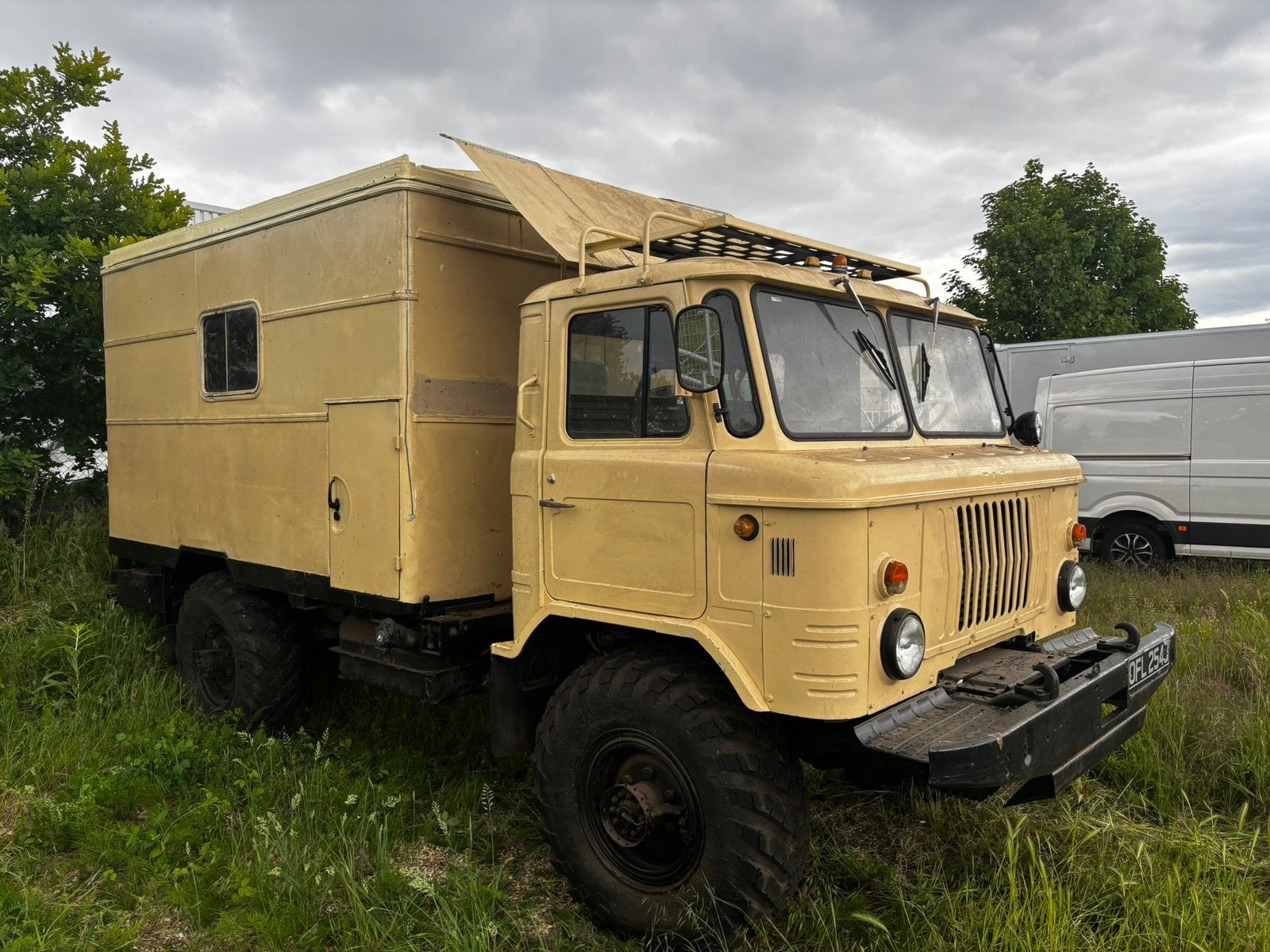 Gazz-66 camper, expeditie voertuig 4x4, foto 4