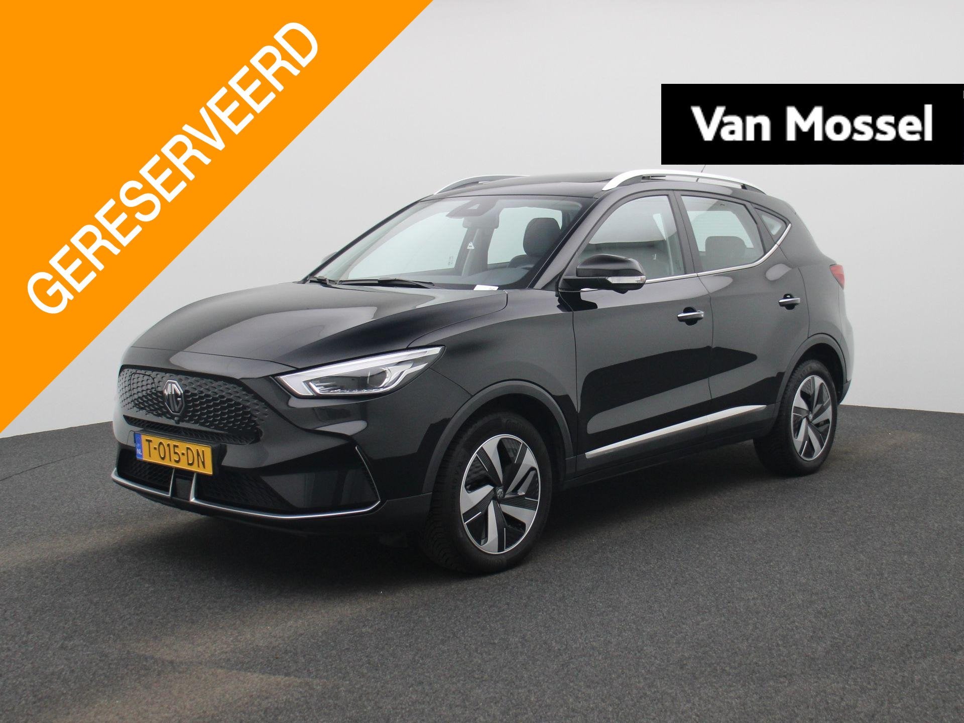 MG ZS EV Long Range Luxury 70 kWh | Panorama dak | 360 camer, Auto's, 12 maanden, Gebruikt, ZS, Zwart