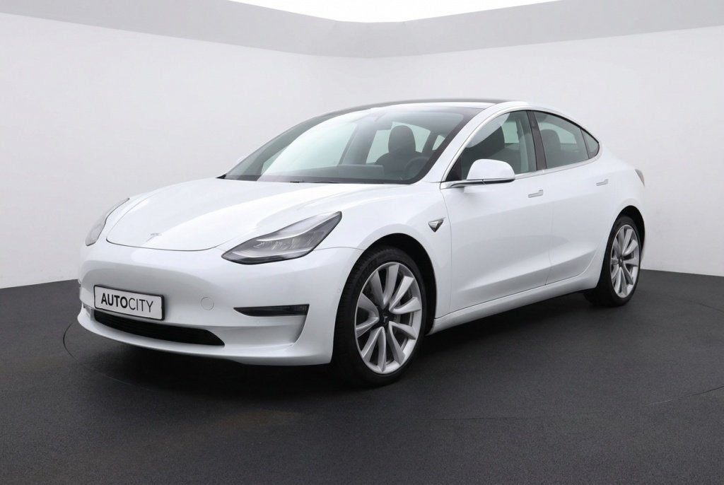 Tesla Model 3 Long Range AWD 75kWh | Autopilot | Trekhaak |, Automaat, 0 cilinders, 530 km, Origineel Nederlands