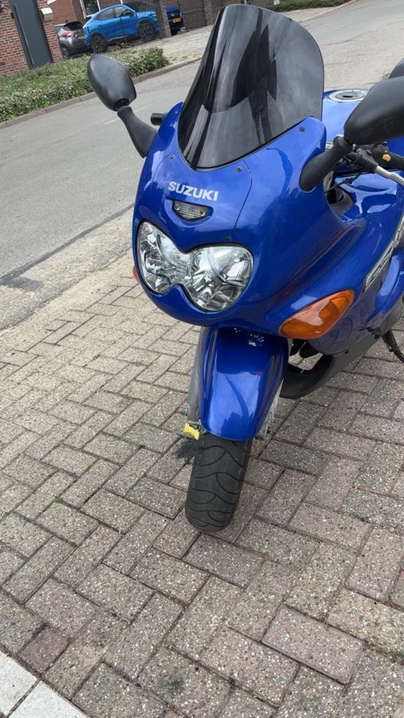 Suzuki gxf, Fietsen en Brommers, Ophalen, Zo goed als nieuw, Benzine, Overige modellen