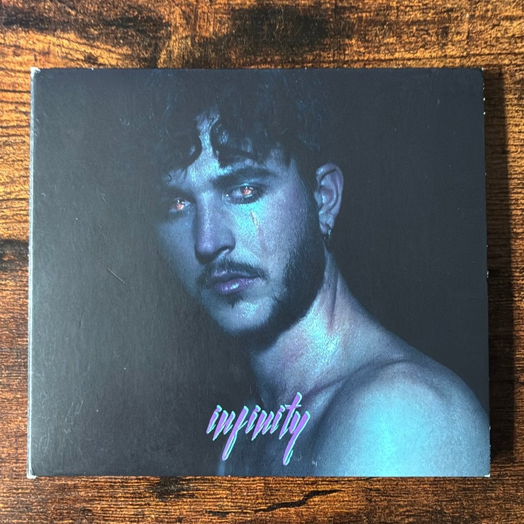 CD Oscar And The Wolf - Infinity, Ophalen of Verzenden, Zo goed als nieuw, Elektronisch, Digipak