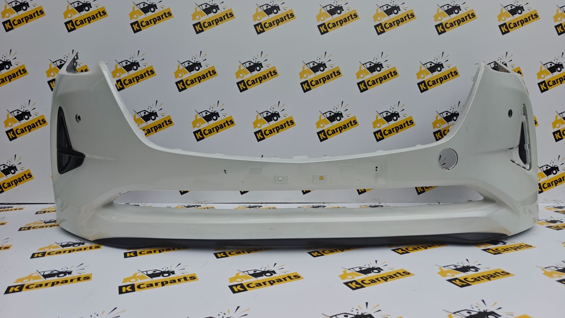 VOORBUMPER MAZDA CX-60 CX60 KR9P-50031, Gebruikt, Shinchi, Fuchu-Cho 3-1
730-8670  Hiroshima, Voor, Mazda Motor Corporation