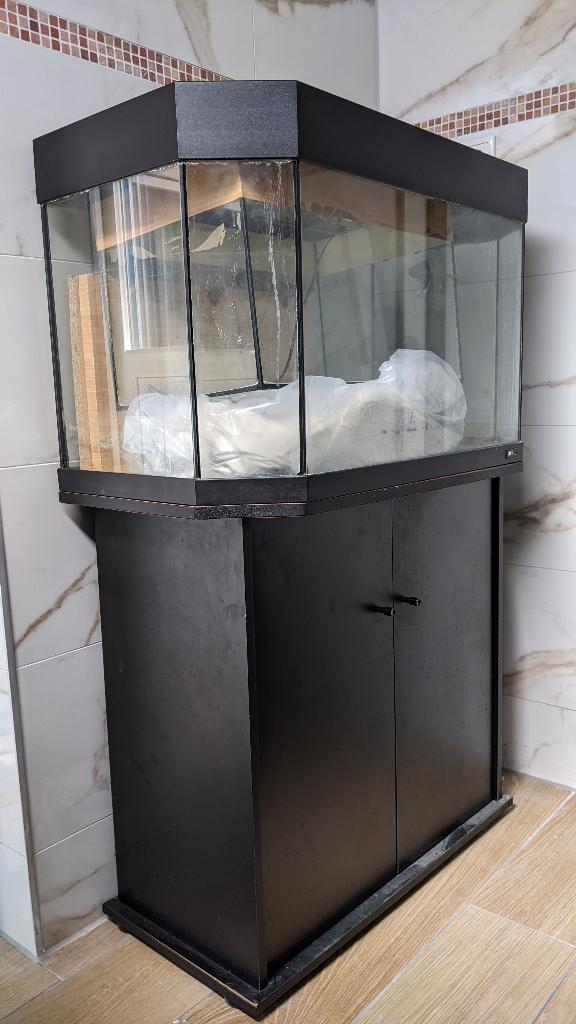 2 aquaria met toebehoren, Ophalen, Gebruikt, Leeg aquarium, Juwel