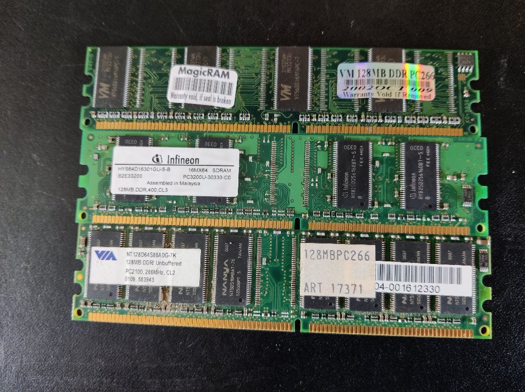 3 X 128MB DDR1 [MEM711] 9-6, Computers en Software, RAM geheugen, Ophalen of Verzenden, Gebruikt, Desktop