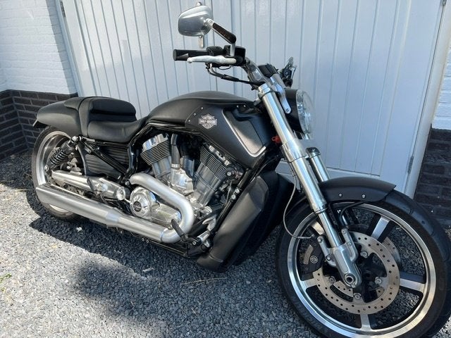 Harley Davidson V-Rod Muscle - chip tuned 140 pk, Motoren, Motoren | Harley-Davidson, 2 cilinders, Chopper, Particulier, Meer dan 35 kW