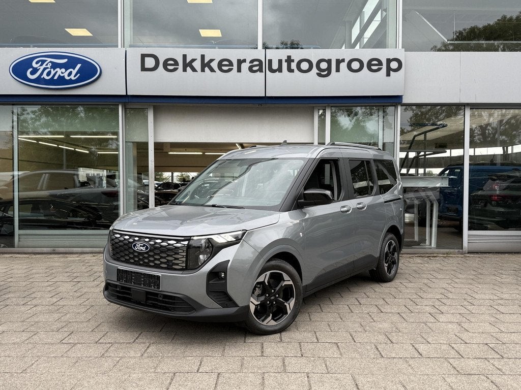 Ford Tourneo courier Tourneo Courier BEV 43kWh Trekhaak - Wi, Auto's, Gebruikt, 750 kg, Origineel Nederlands, Zilver of Grijs