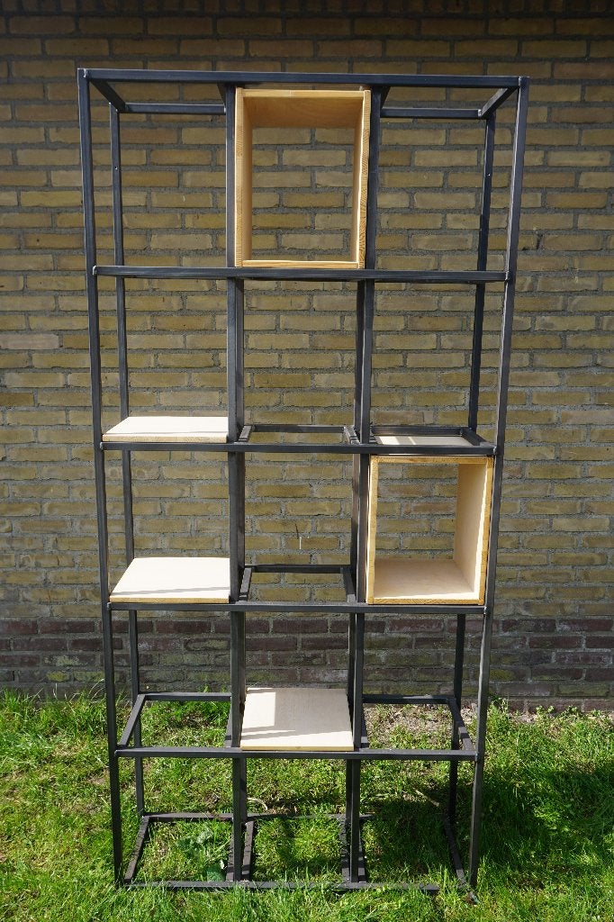 Industriele vakkenkast wandrek wandmeubel wandkast, Huis en Inrichting, Ophalen, Met plank(en), Gebruikt, Minder dan 150 cm
