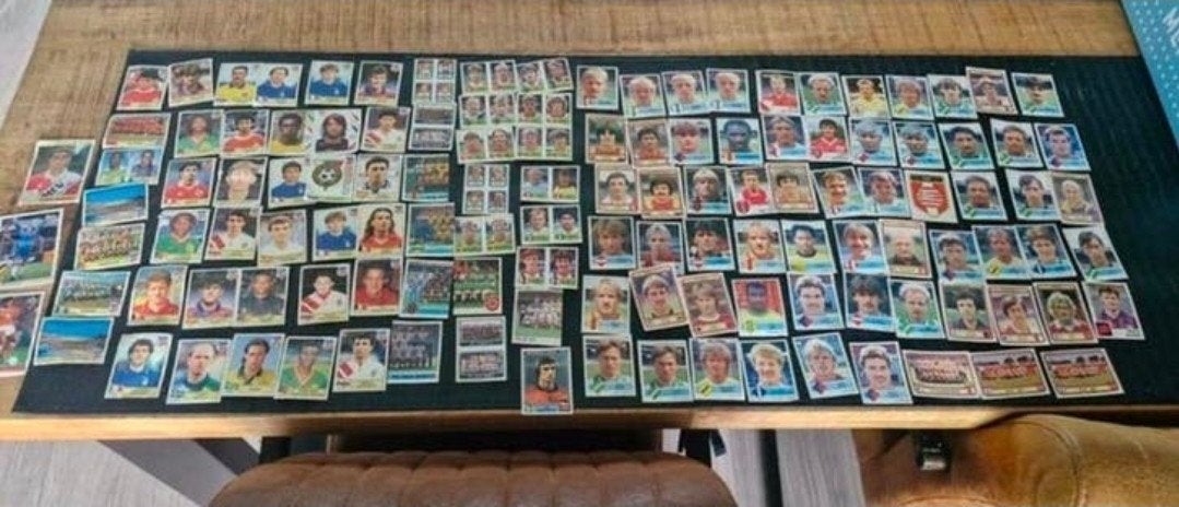 Lot van 120+ vintage Panini voetbalplaatjes 1978, 1980, 1994, Ophalen, Gebruikt, Overige sporten, Poster, Plaatje of Sticker