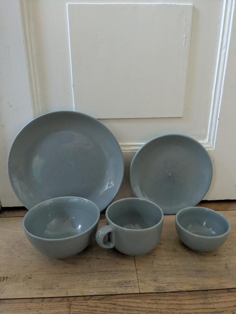 Grijsblauw servies Xenos - borden, kommen, schaaltjes, Ophalen, Gebruikt, Keramiek, Effen