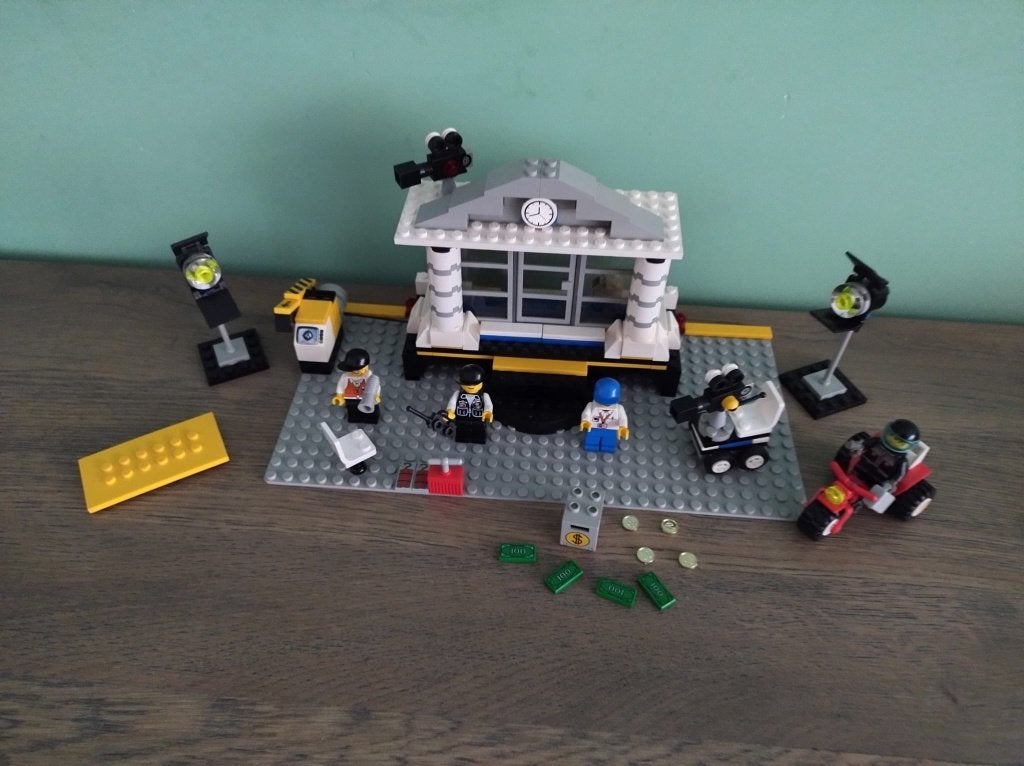 Lego Studio's 1352 Filmset movie scène ontploffing, Overige thema's, Lego, Ophalen of Verzenden, Zo goed als nieuw
