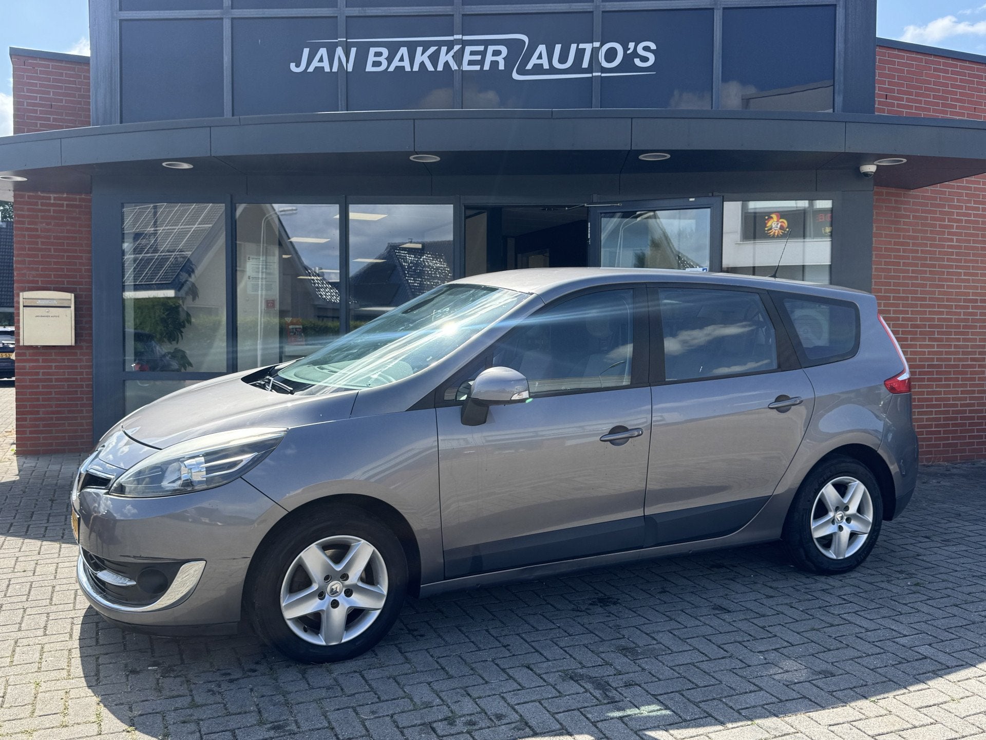 Renault Grand Scénic 1.5 dCi Express. 7p.  Cruise  Ai, Auto's, Voorwielaandrijving, Euro 5, Stof, Gebruikt