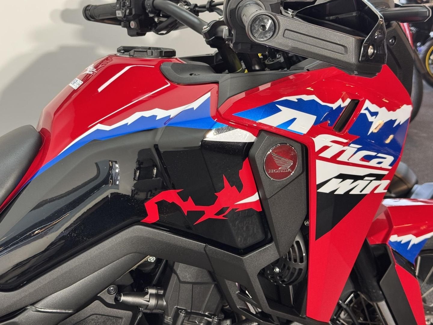 HONDA CRF 1100 L AFRICA TWIN (bj 2024), Motoren, 2 cilinders, HONDA, Bedrijf, Onbekend