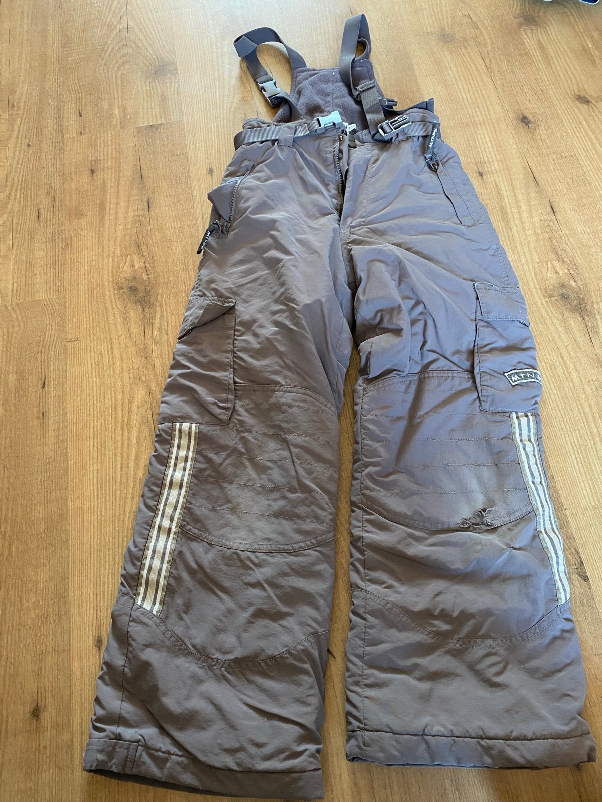 Skibroek Mountain Peak maat 152 met lichte kniebeschadiging, Ophalen, Gebruikt, Jongen of Meisje